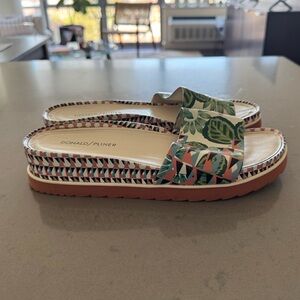 Donald J. Pliner Floral Print Slides
